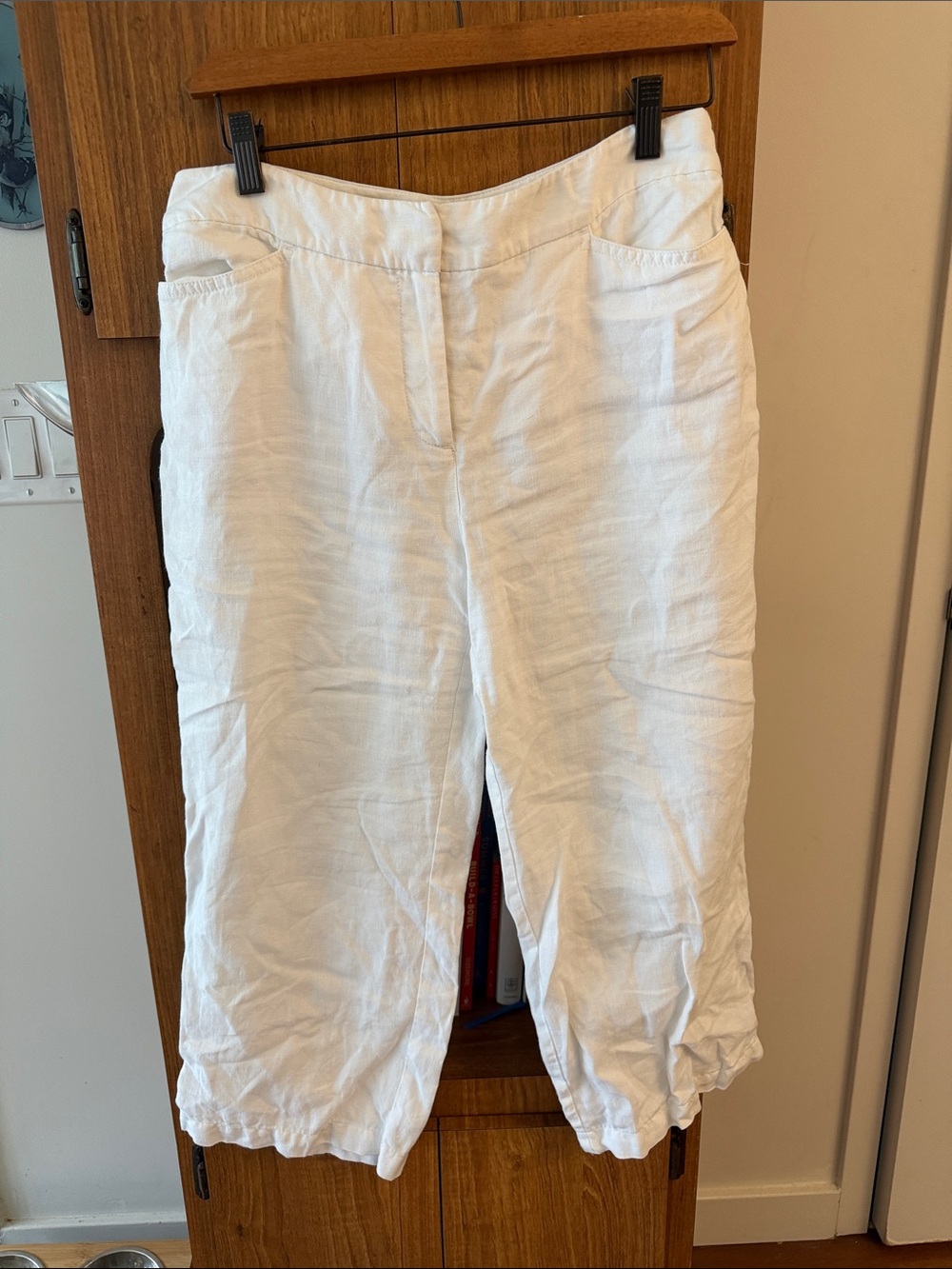 Eileen Fisher White Linen Cropped Capris